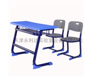 钢塑课桌椅